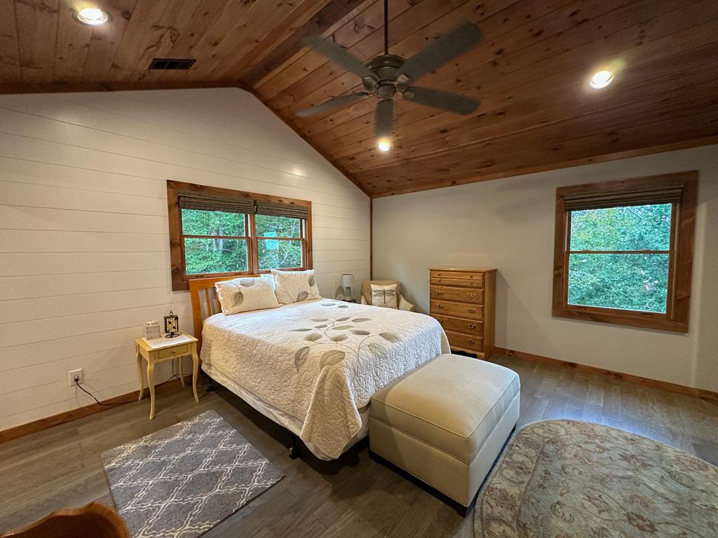 101 Toccoa Vista Lane