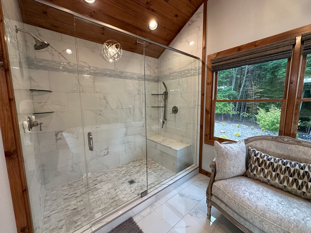 101 Toccoa Vista Lane