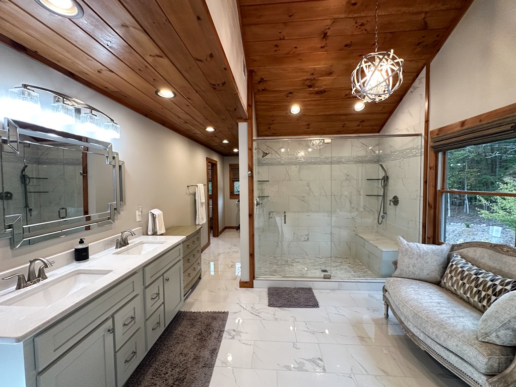 101 Toccoa Vista Lane