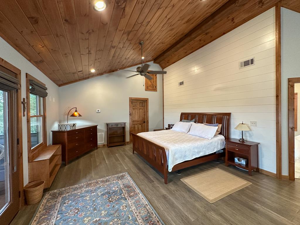 101 Toccoa Vista Lane