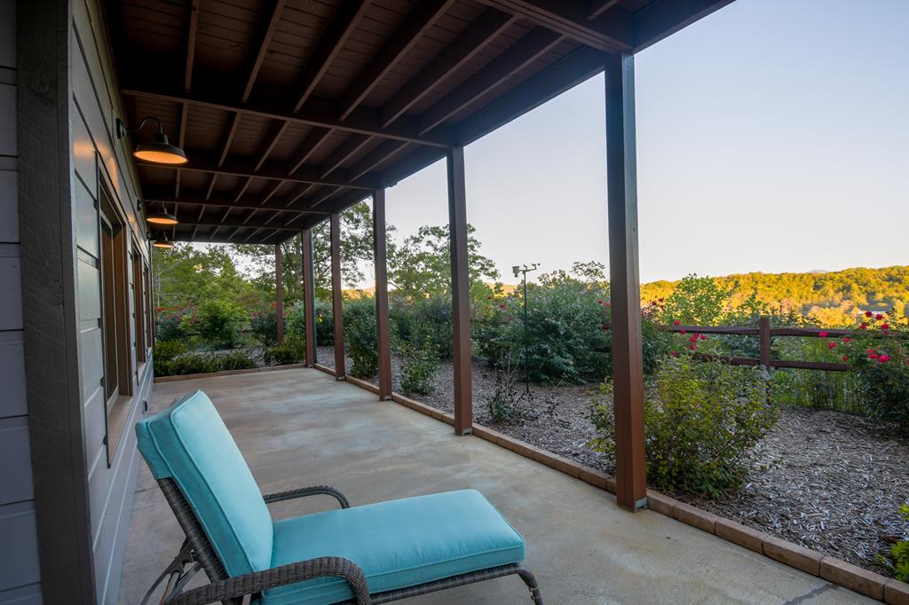 101 Toccoa Vista Lane