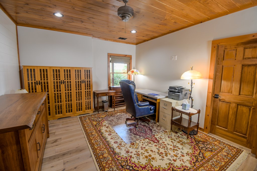 101 Toccoa Vista Lane