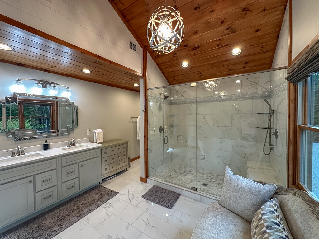 101 Toccoa Vista Lane