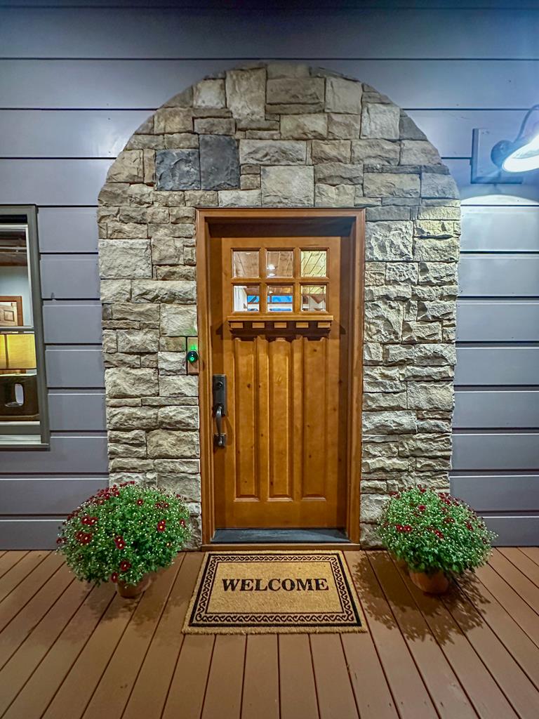 101 Toccoa Vista Lane