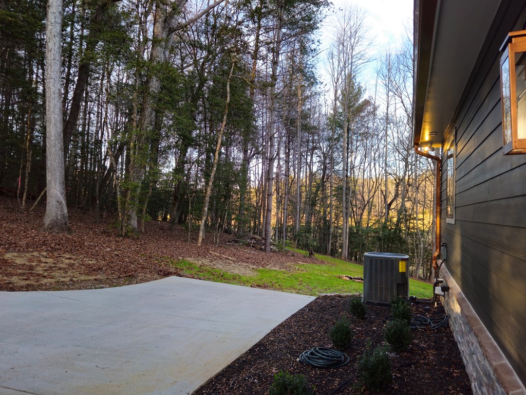 167 Happy Valley Lane