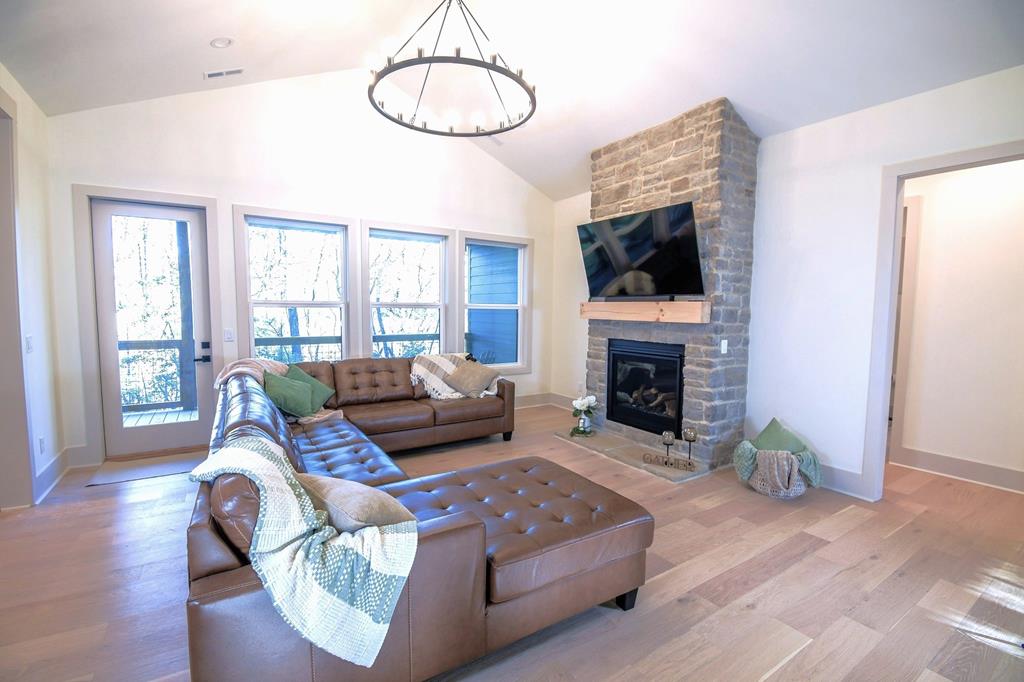 167 Happy Valley Lane