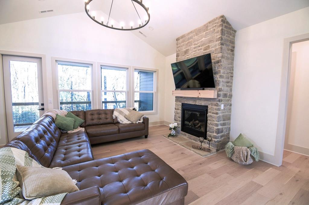 167 Happy Valley Lane