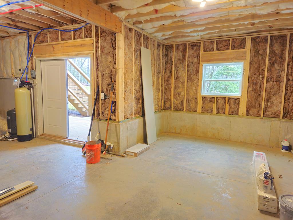 167 Happy Valley Lane