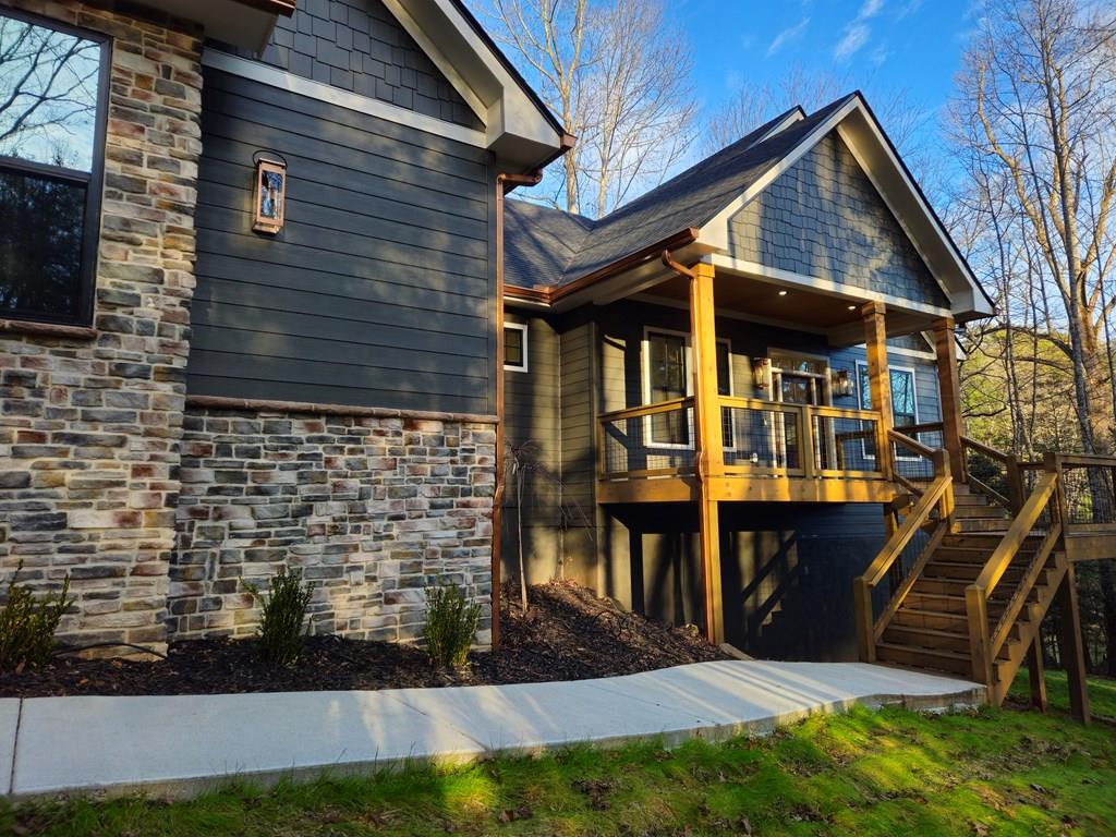 167 Happy Valley Lane