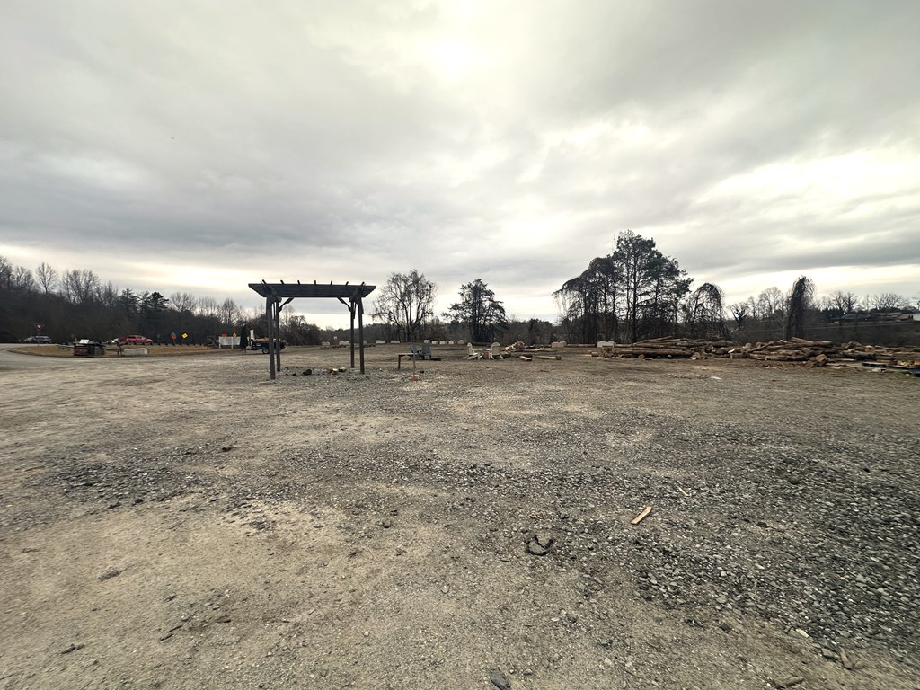 4266 Appalachian Hwy 515