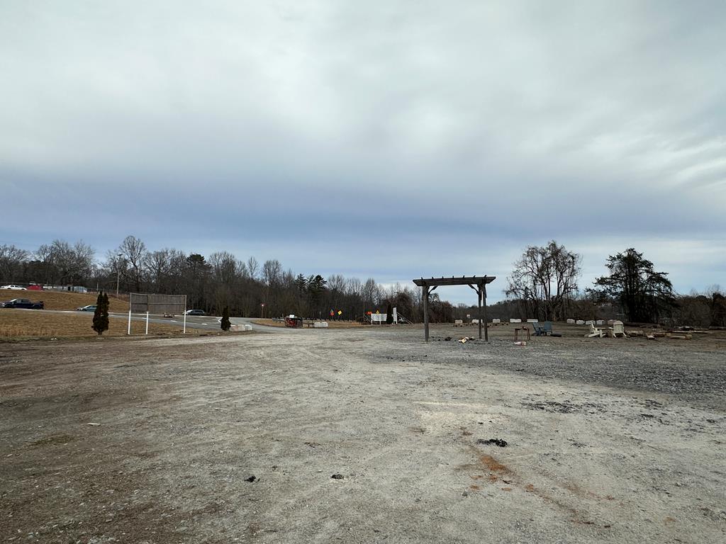 4266 Appalachian Hwy 515