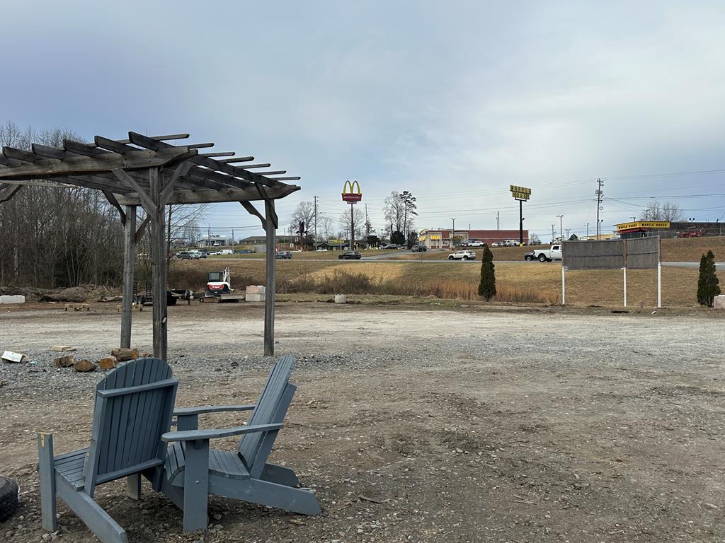 4266 Appalachian Hwy 515