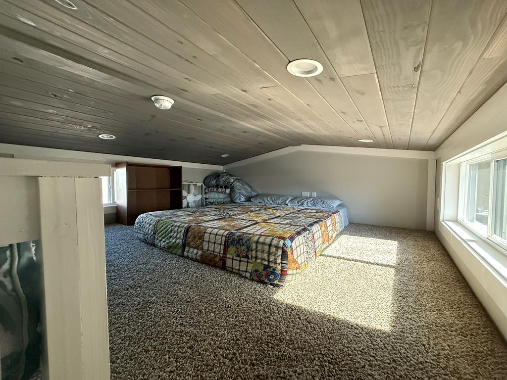 8 Mountain Meadows Drive