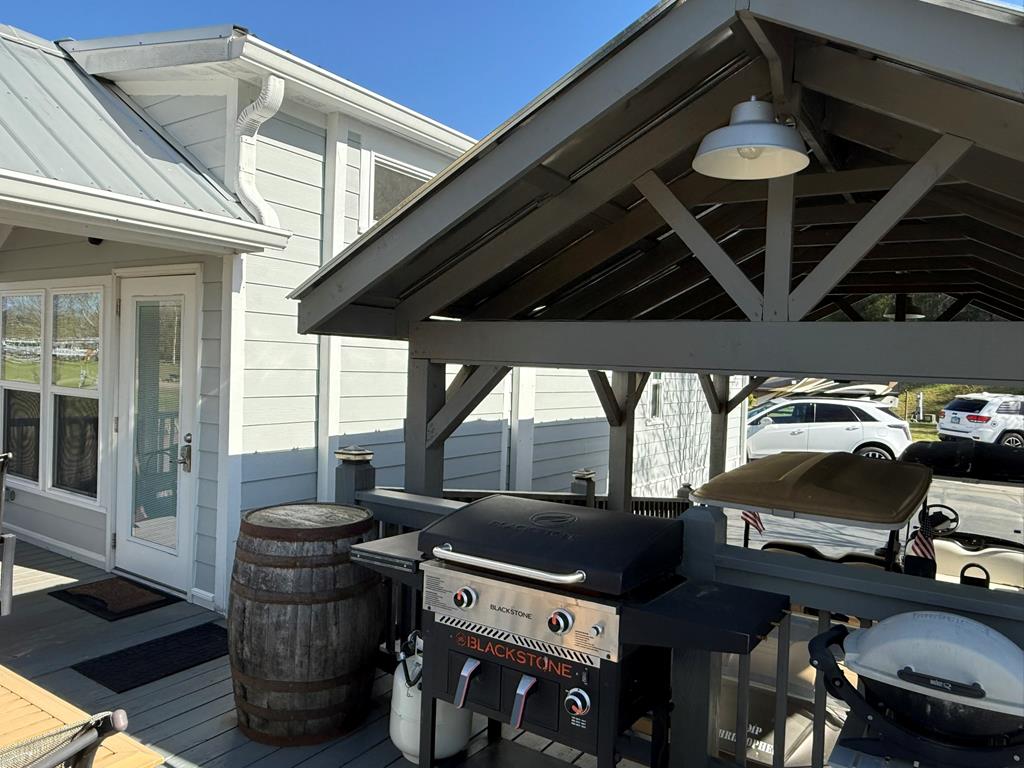 8 Mountain Meadows Drive