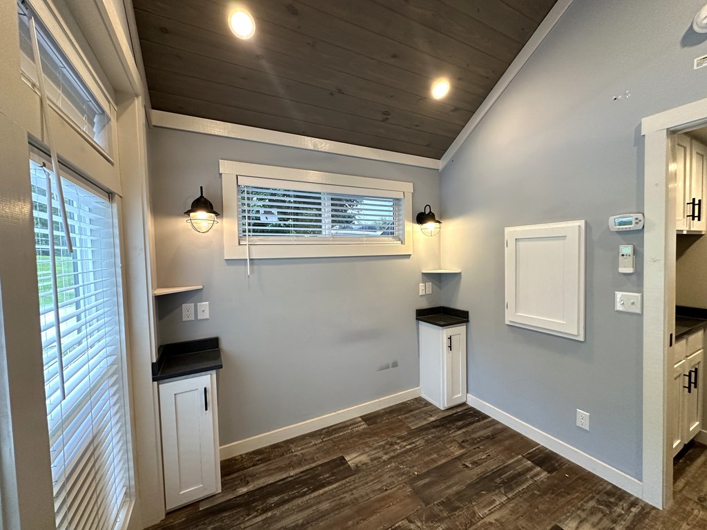 8 Mountain Meadows Drive