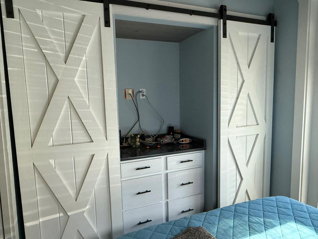 8 Mountain Meadows Drive