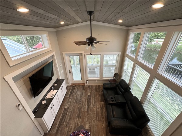 8 Mountain Meadows Drive