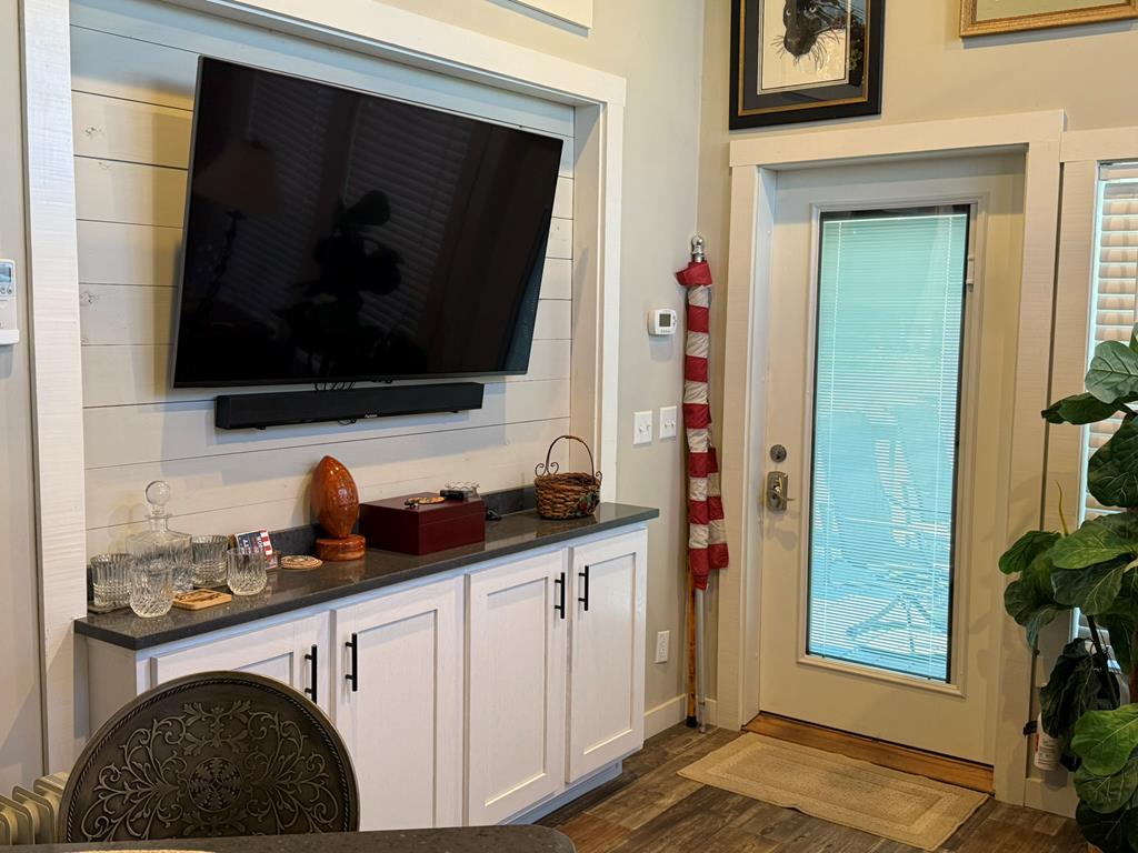 8 Mountain Meadows Drive