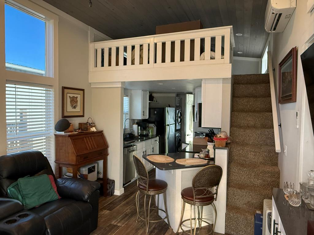 8 Mountain Meadows Drive