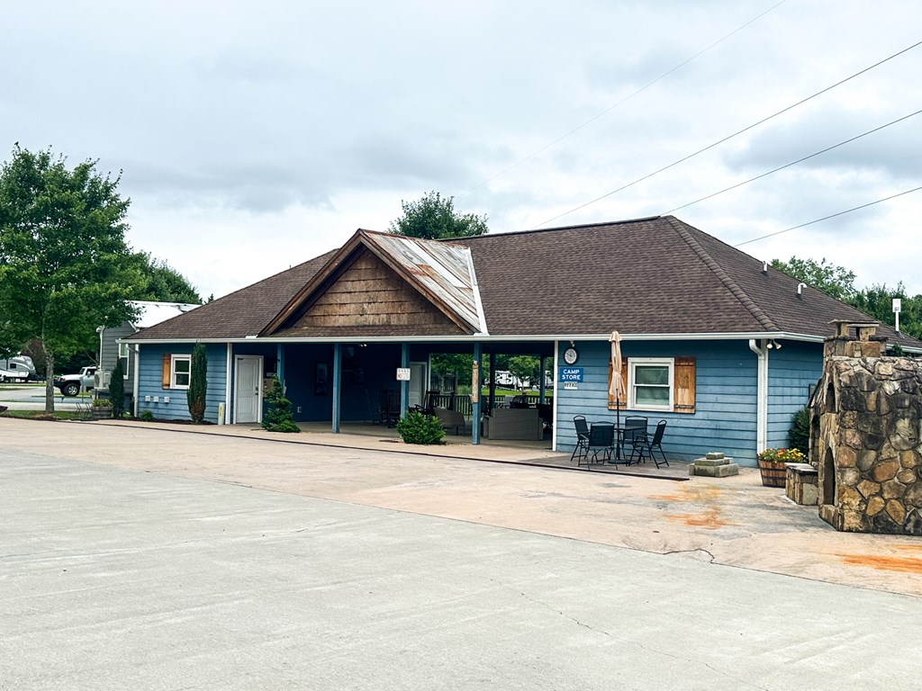 8 Mountain Meadows Drive