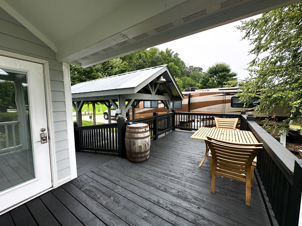 8 Mountain Meadows Drive