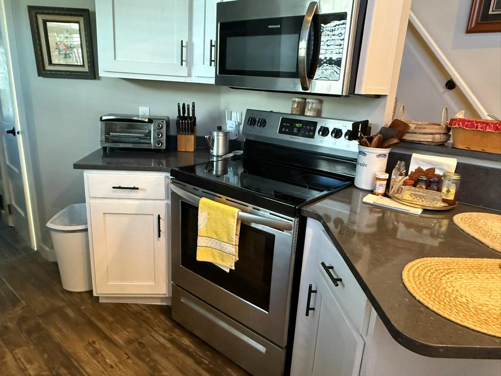 8 Mountain Meadows Drive