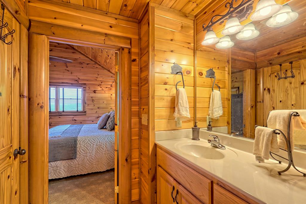 13 Spring Ridge Trail