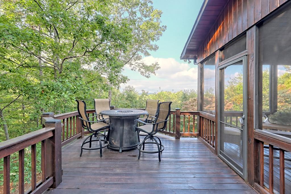 13 Spring Ridge Trail