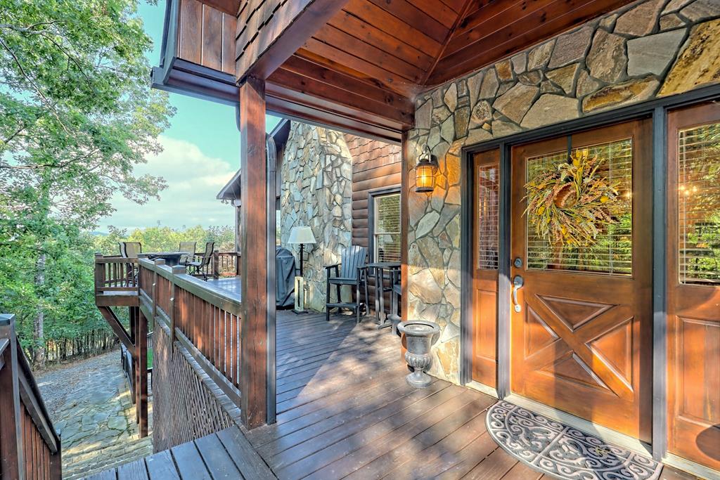 13 Spring Ridge Trail