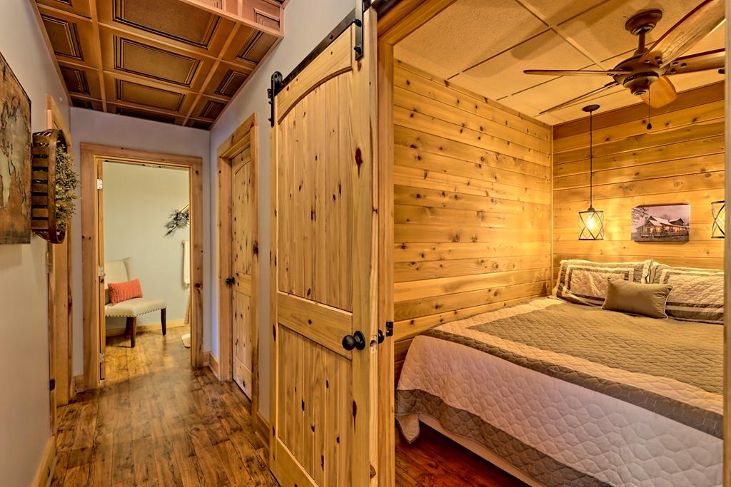 13 Spring Ridge Trail