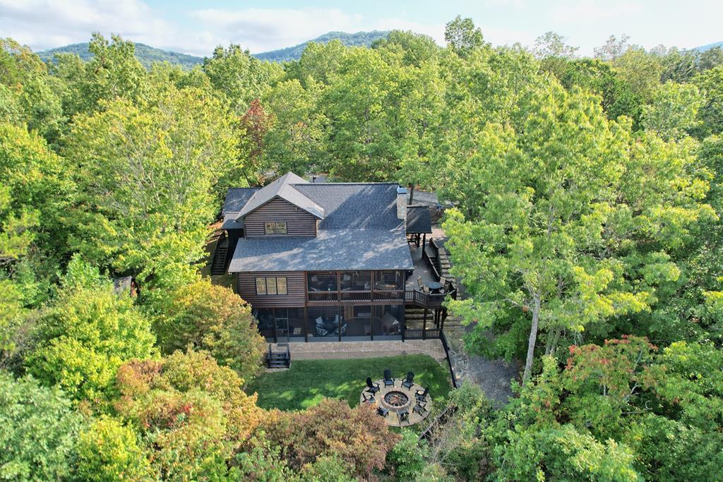 13 Spring Ridge Trail