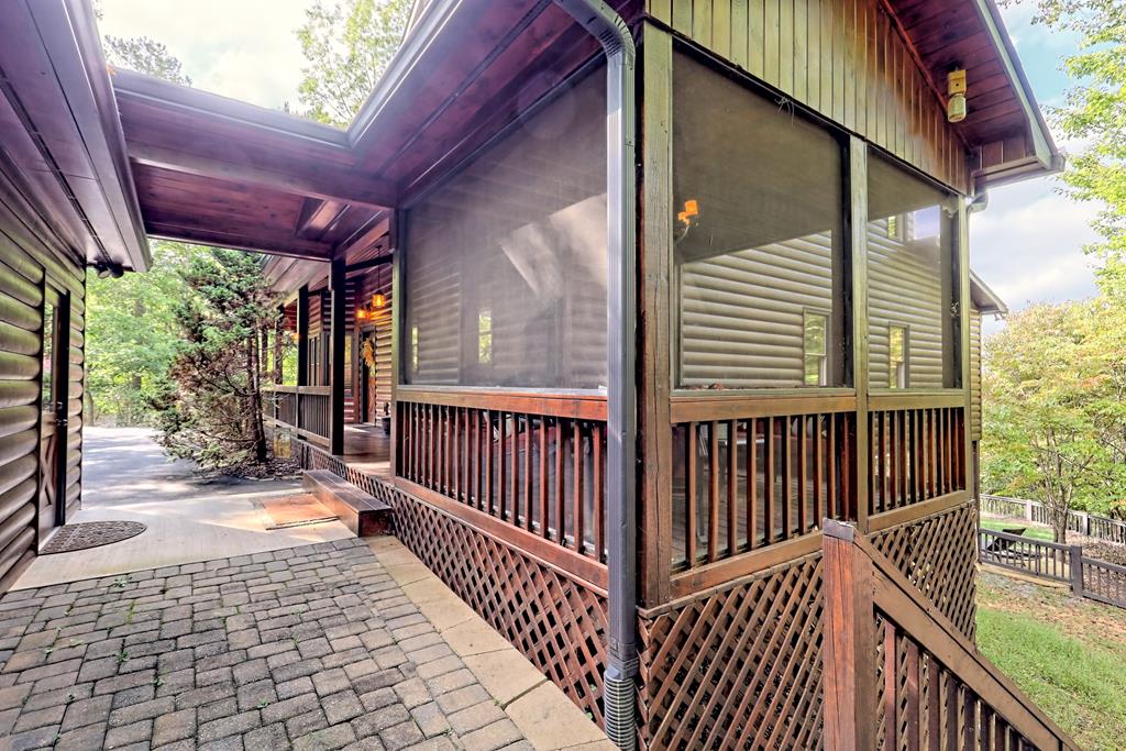 13 Spring Ridge Trail