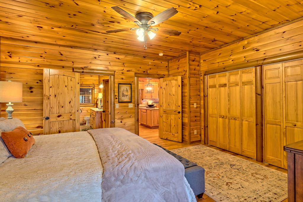 13 Spring Ridge Trail