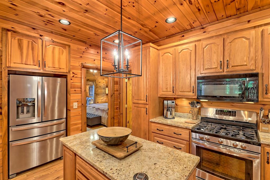 13 Spring Ridge Trail