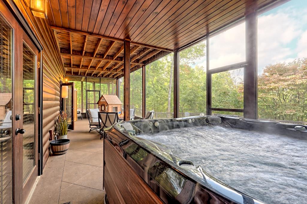 13 Spring Ridge Trail