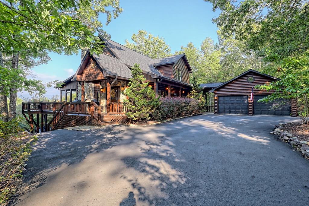 13 Spring Ridge Trail