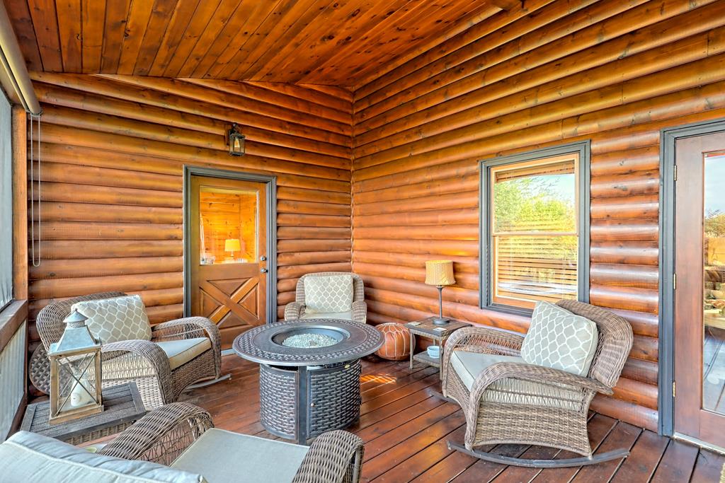 13 Spring Ridge Trail