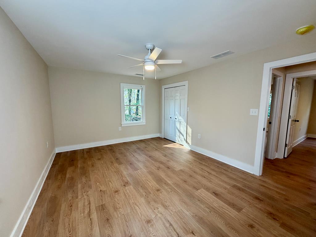 51 Lakeview Circle