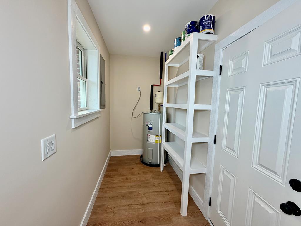 51 Lakeview Circle