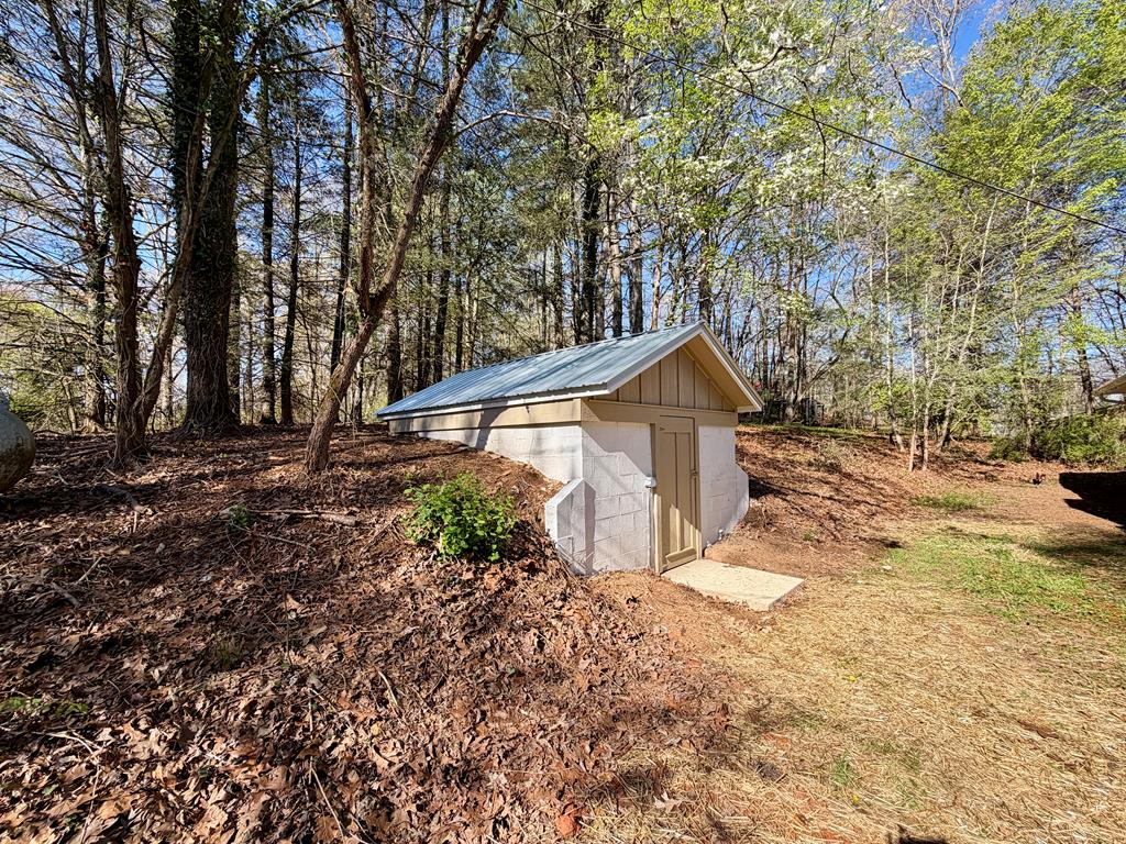 51 Lakeview Circle