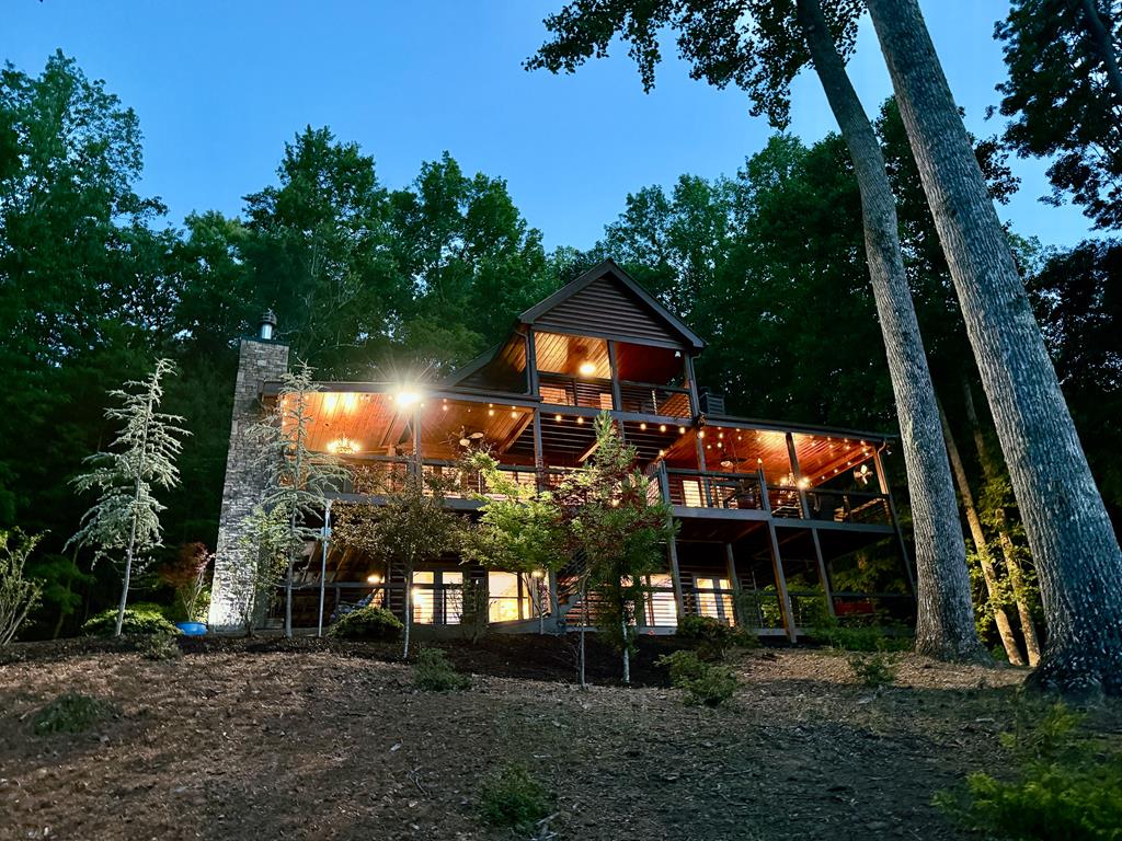 135 N Bandit Lane
