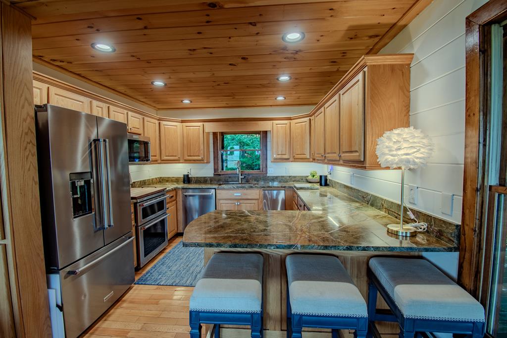 135 N Bandit Lane