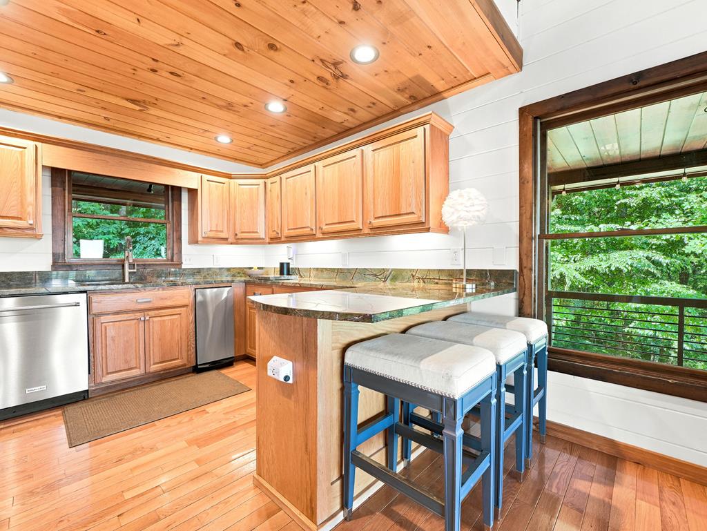 135 N Bandit Lane