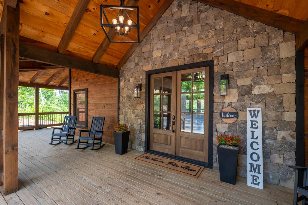 540 Weaver Creek Overlook