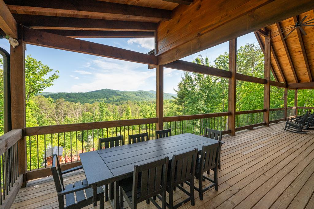 540 Weaver Creek Overlook