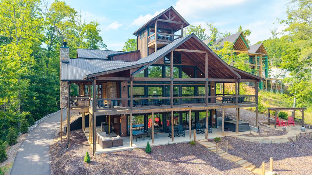 540 Weaver Creek Overlook