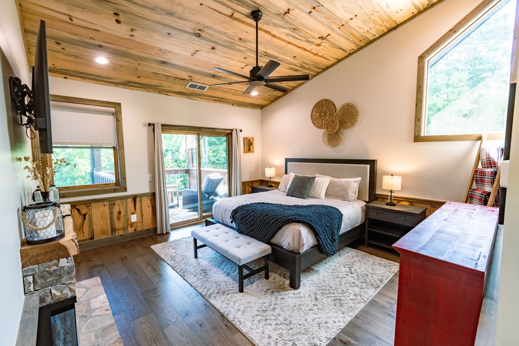 540 Weaver Creek Overlook