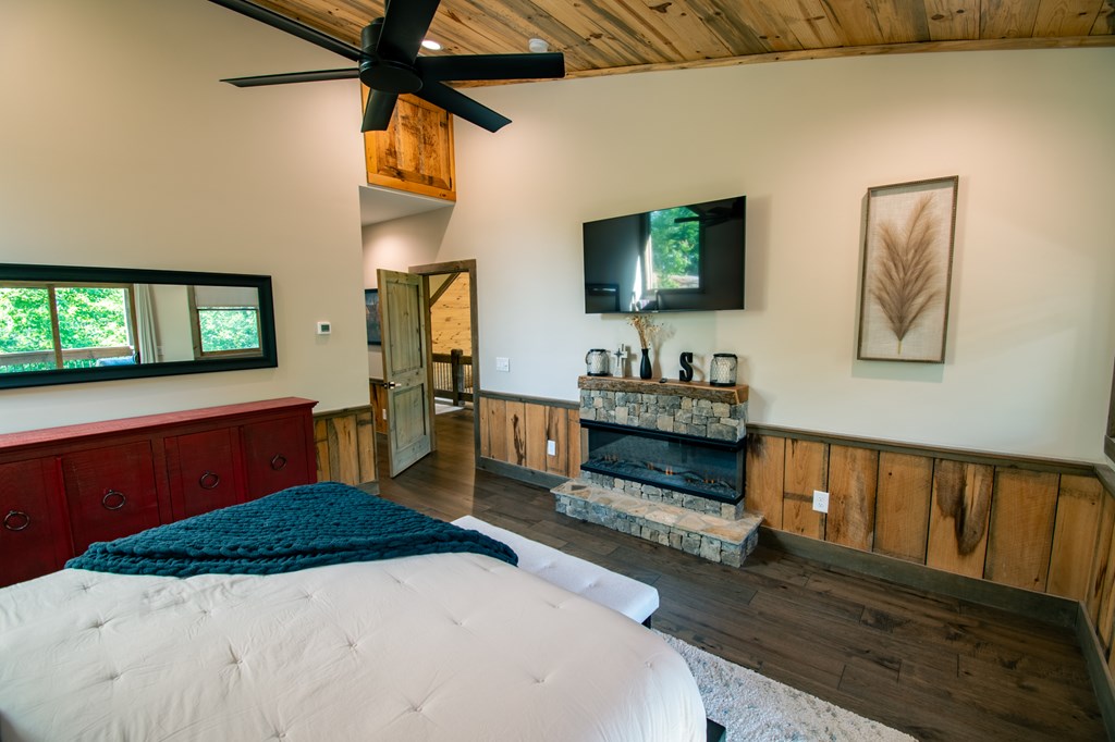 540 Weaver Creek Overlook