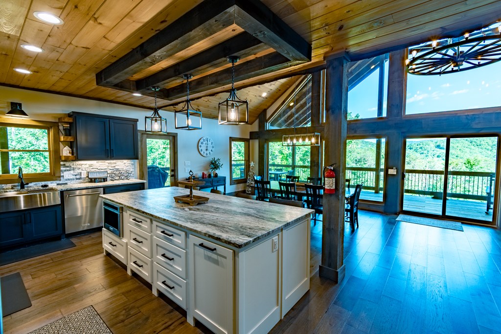 540 Weaver Creek Overlook