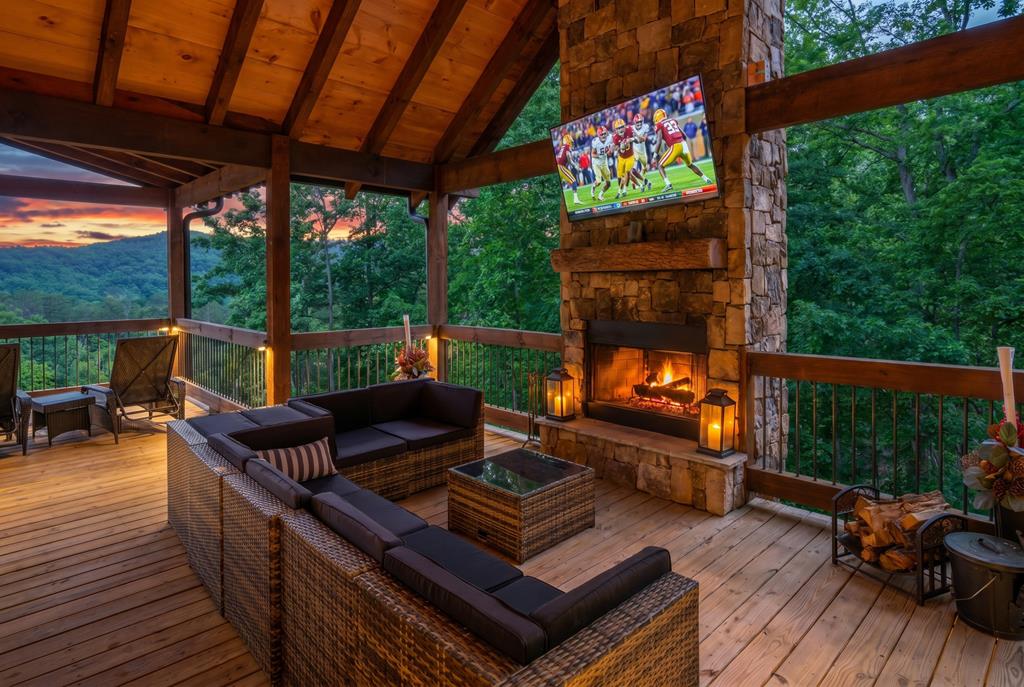 540 Weaver Creek Overlook